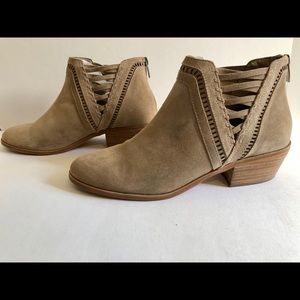 Vince Camuto Khaki booties